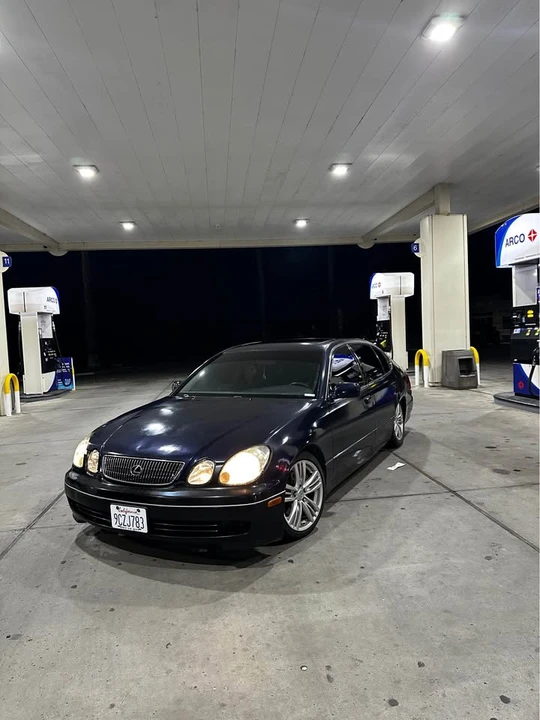 1999 Lexus GS 2nd Gen - Image 2 of 8