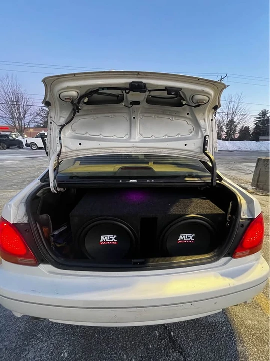 1999 Lexus GS 2nd Gen - Image 12 of 13