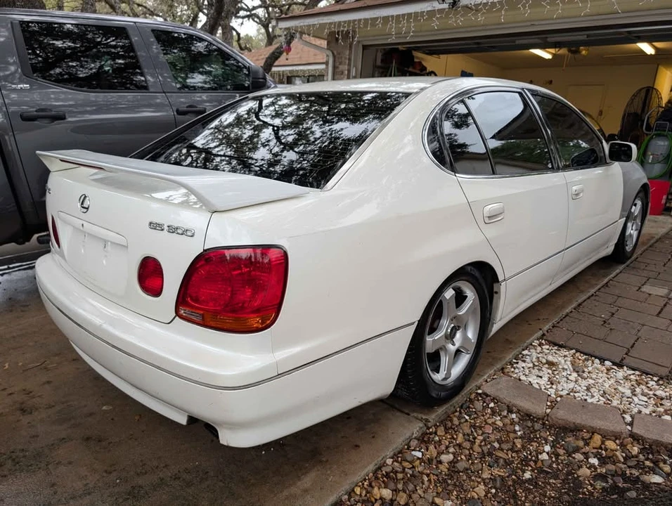 1999 Lexus GS 2nd Gen - Image 4 of 7