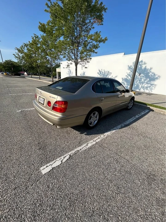 1999 Lexus GS 2nd Gen - Image 4 of 12
