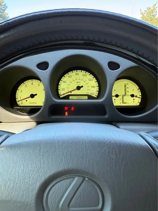 1999 Lexus GS 2nd Gen - Image 6 of 10