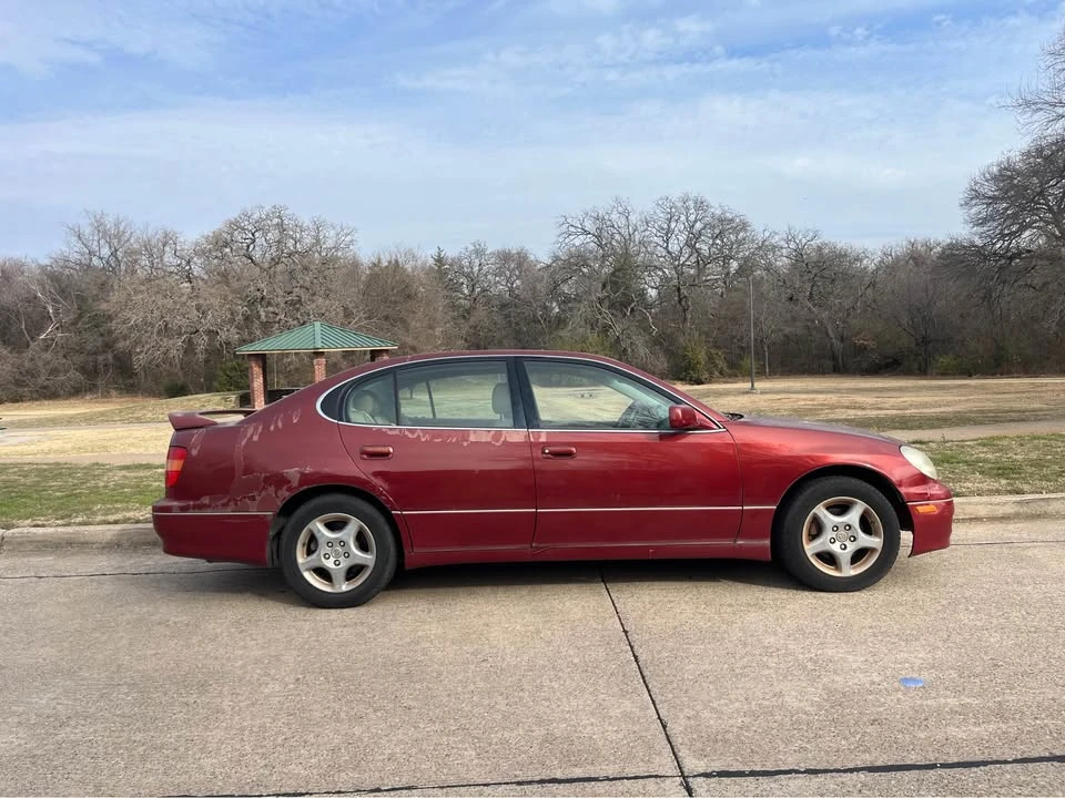 1999 Lexus GS 2nd Gen - Image 2 of 10