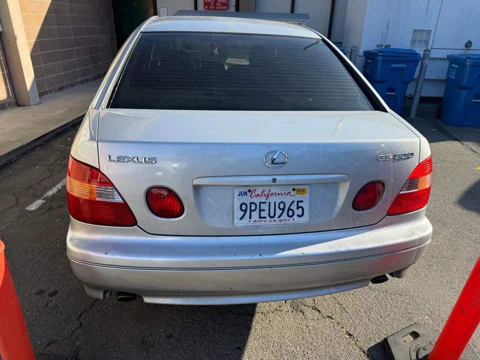 1999 Lexus GS 2nd Gen - Image 6 of 6