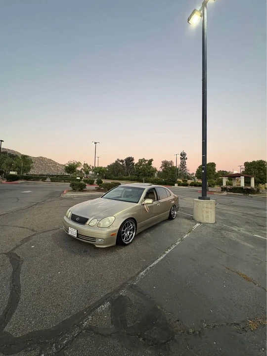 1999 Lexus GS 2nd Gen - Image 3 of 5