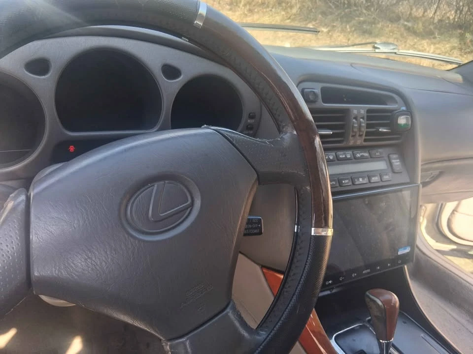 1999 Lexus GS 2nd Gen - Image 2 of 2