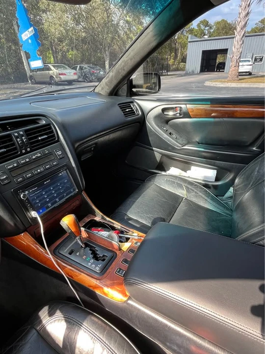 1999 Lexus GS 2nd Gen - Image 6 of 10