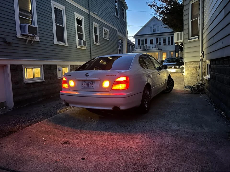 1999 Lexus GS 2nd Gen - Image 3 of 8