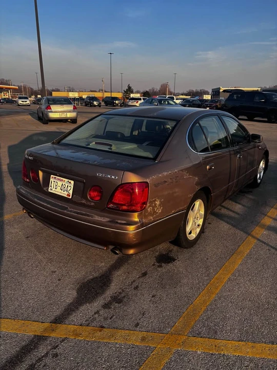 1999 Lexus GS 2nd Gen - Image 5 of 13