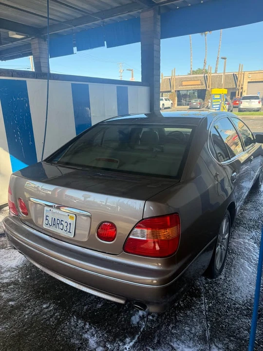 1999 Lexus GS 2nd Gen - Image 3 of 9