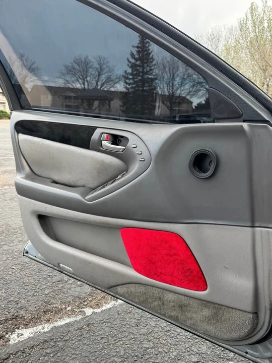 1999 Lexus GS 2nd Gen - Image 11 of 20
