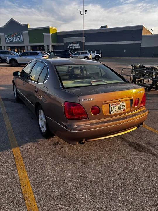 1999 Lexus GS 2nd Gen - Image 4 of 13