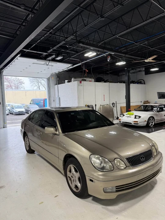 1999 Lexus GS 2nd Gen - Image 3 of 10