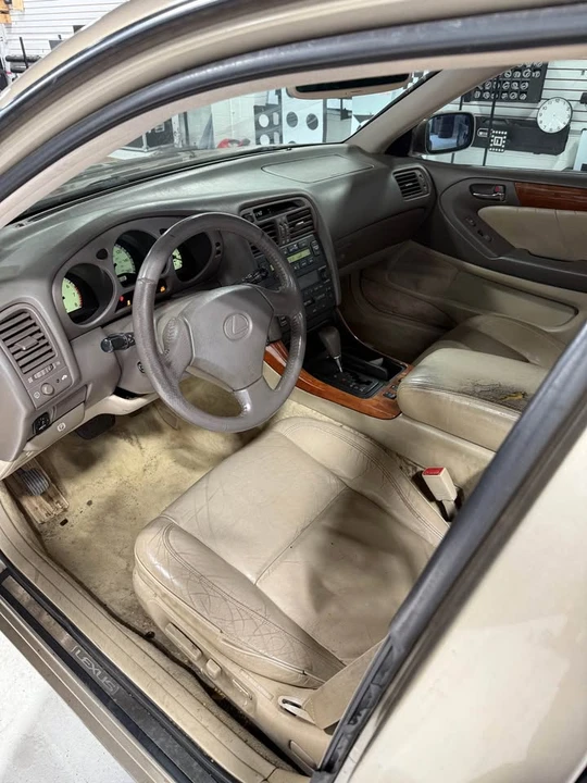 1999 Lexus GS 2nd Gen - Image 6 of 10