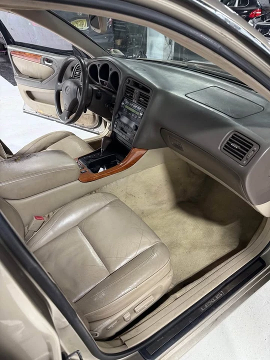 1999 Lexus GS 2nd Gen - Image 7 of 10