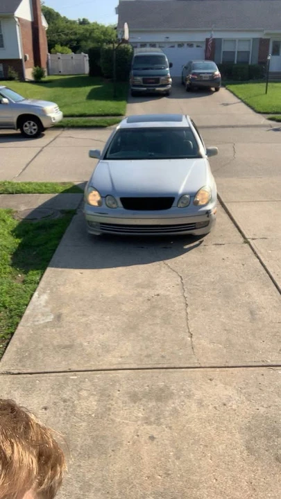 1999 Lexus GS 2nd Gen - Image 2 of 4
