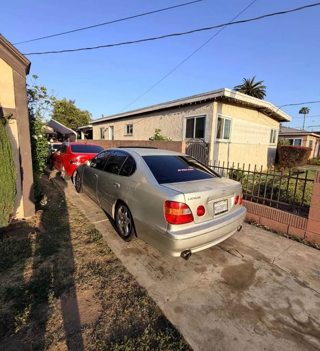 1999 Lexus GS 2nd Gen - Image 4 of 6