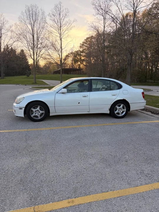 1999 Lexus GS 2nd Gen - Image 2 of 11