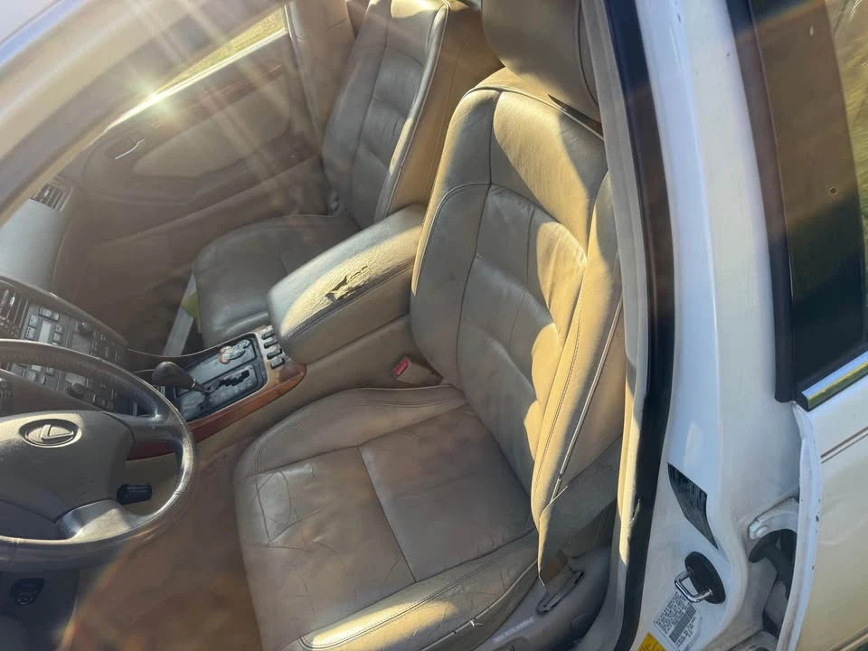 1999 Lexus GS 2nd Gen - Image 4 of 5
