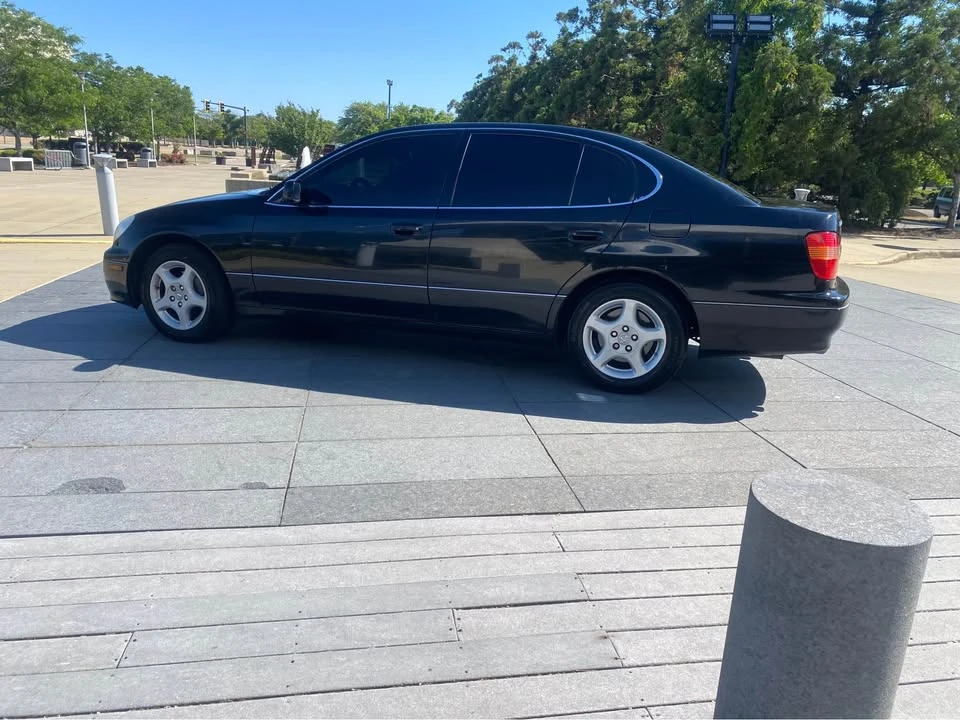 1999 Lexus GS 2nd Gen - Image 4 of 12