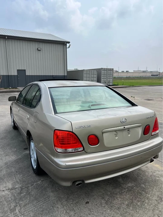 1999 Lexus GS 2nd Gen - Image 10 of 16