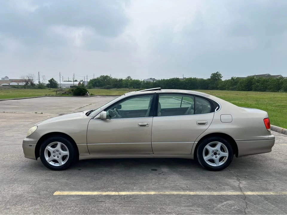1999 Lexus GS 2nd Gen - Image 3 of 16