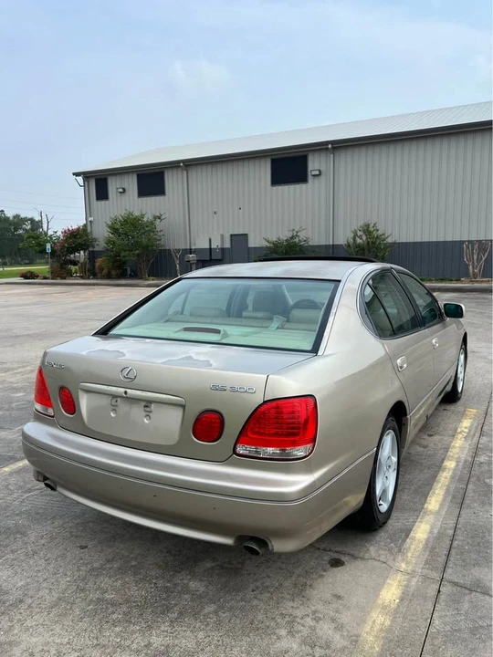1999 Lexus GS 2nd Gen - Image 8 of 16