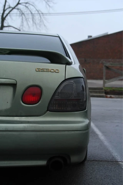 1999 Lexus GS 2nd Gen - Image 9 of 10