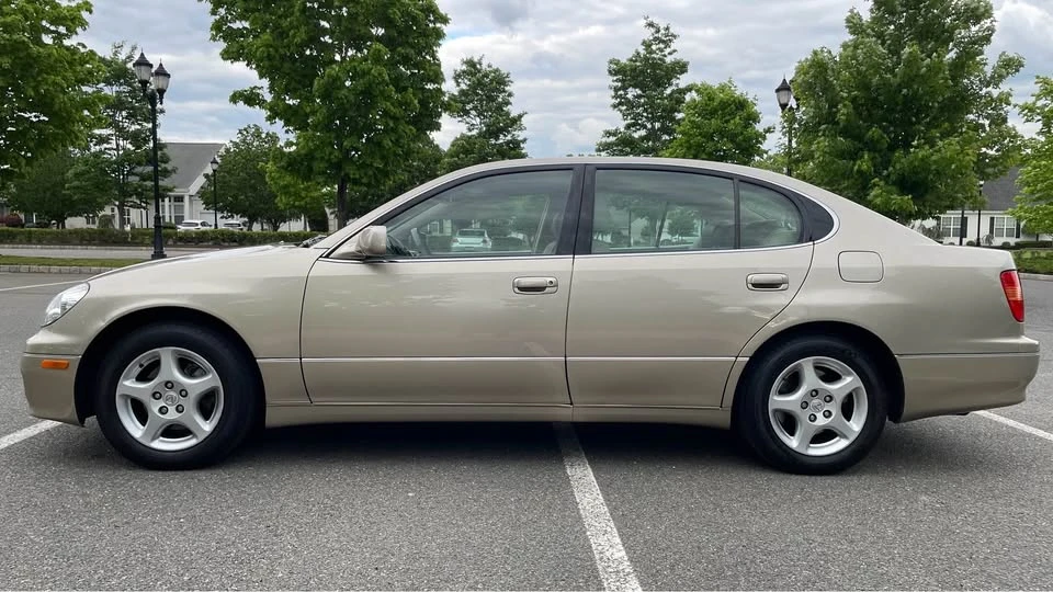 1999 Lexus GS 2nd Gen - Image 4 of 19