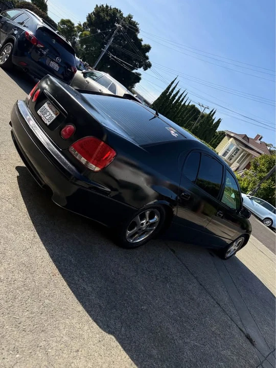 1999 Lexus GS 2nd Gen - Image 2 of 5