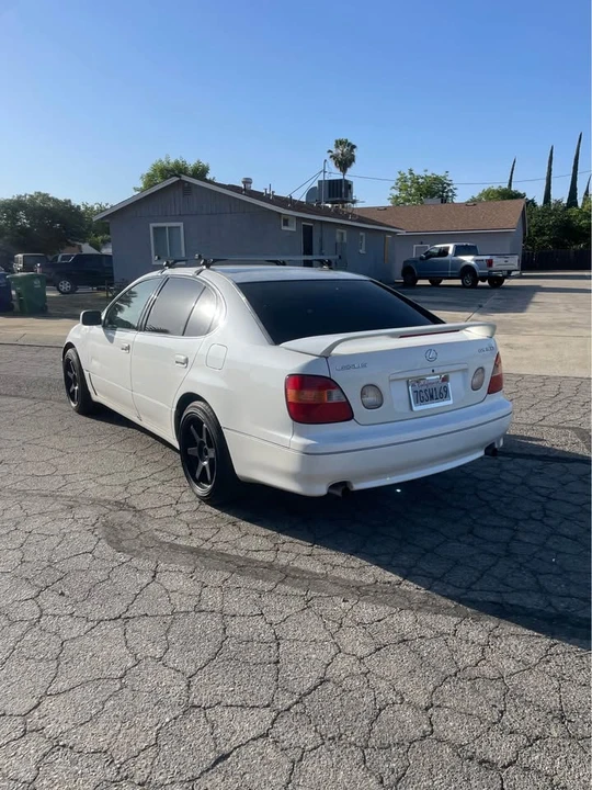 1999 Lexus GS 2nd Gen - Image 4 of 11