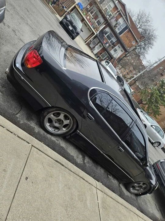 1999 Lexus GS 2nd Gen - Image 8 of 10