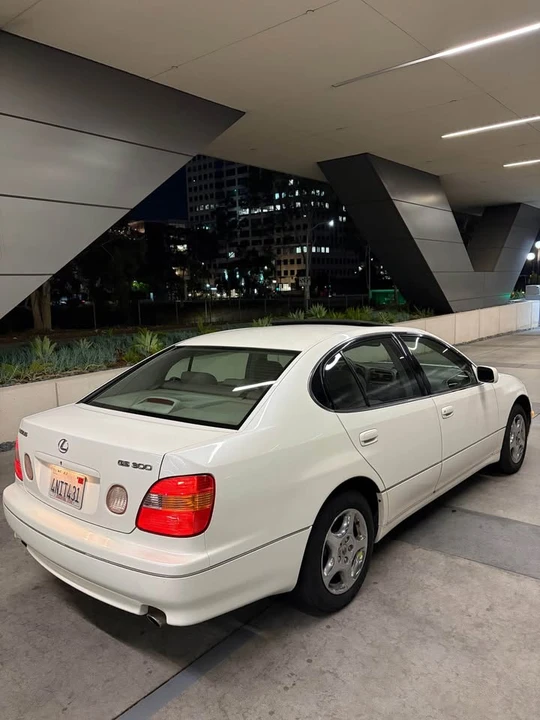 1999 Lexus GS 2nd Gen - Image 7 of 14