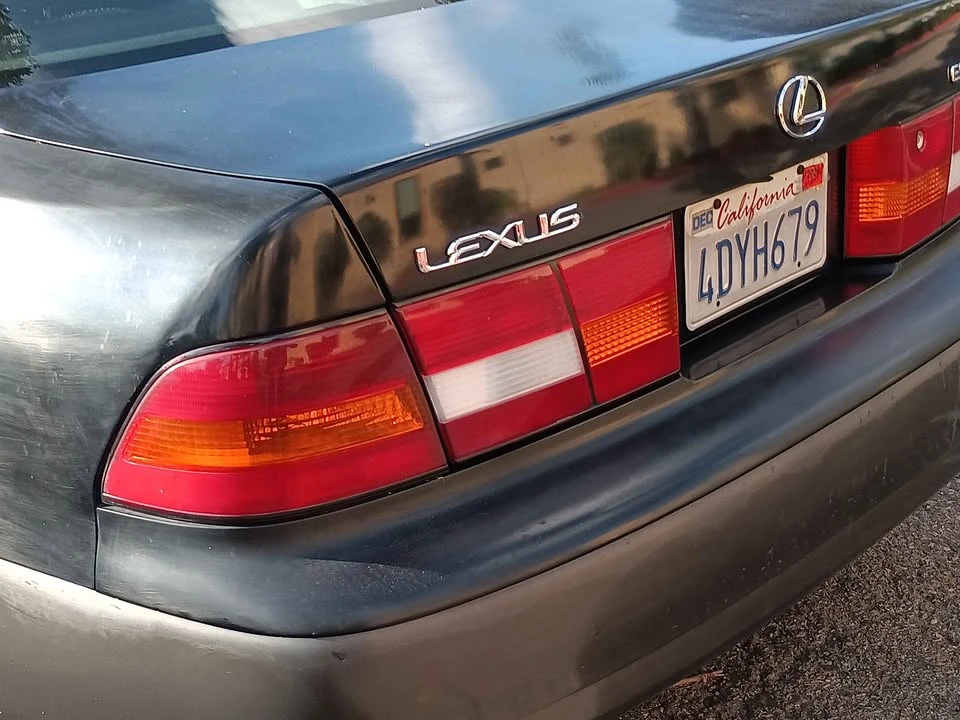 1999 Lexus GS 2nd Gen - Image 2 of 7