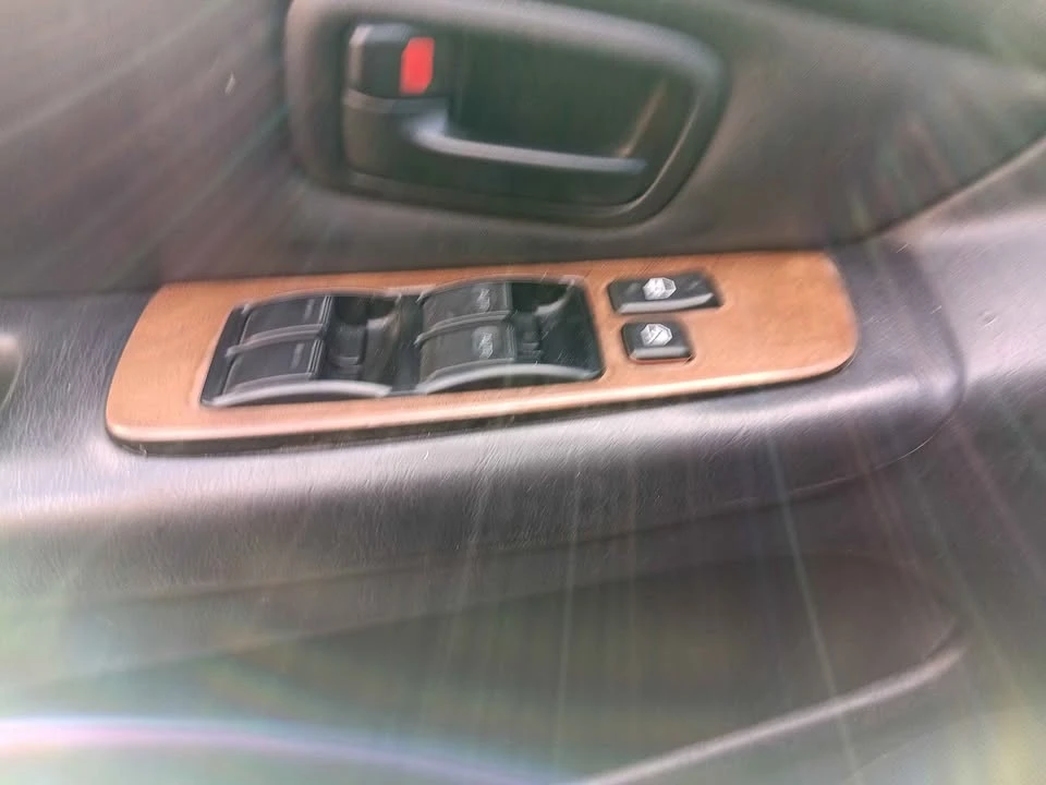 1999 Lexus GS 2nd Gen - Image 6 of 7