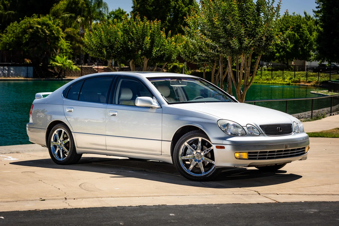 1999 Lexus GS 2nd Gen - Image 10 of 31