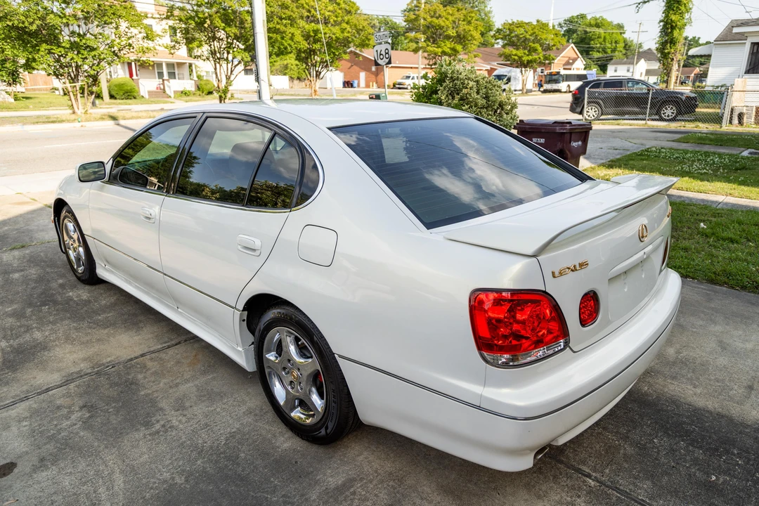 1999 Lexus GS 2nd Gen - Image 11 of 31