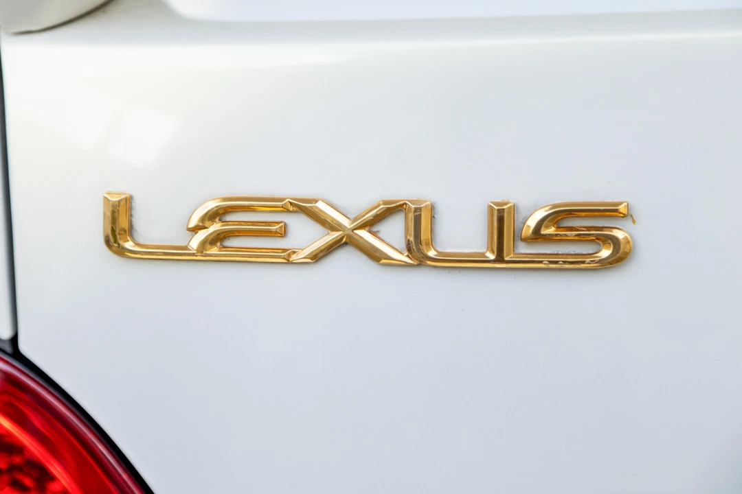 1999 Lexus GS 2nd Gen - Image 20 of 31