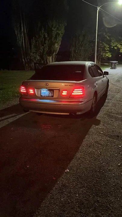 1999 Lexus GS 2nd Gen - Image 3 of 3