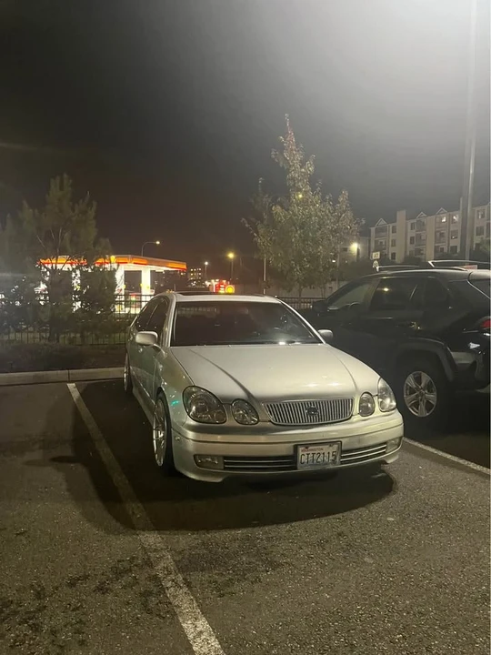 1999 Lexus GS 2nd Gen - Image 2 of 9