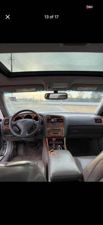 1999 Lexus GS 2nd Gen - Image 11 of 14