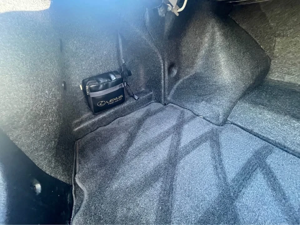 1999 Lexus GS 2nd Gen - Image 10 of 17