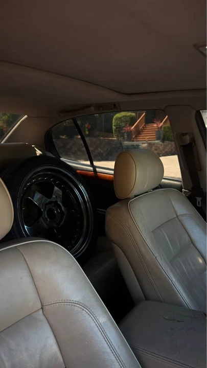 1999 Lexus GS 2nd Gen - Image 7 of 7