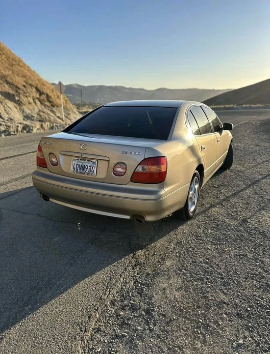 1999 Lexus GS 2nd Gen - Image 5 of 6