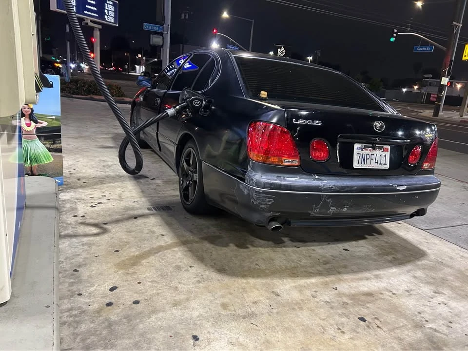 1999 Lexus GS 2nd Gen - Image 2 of 5