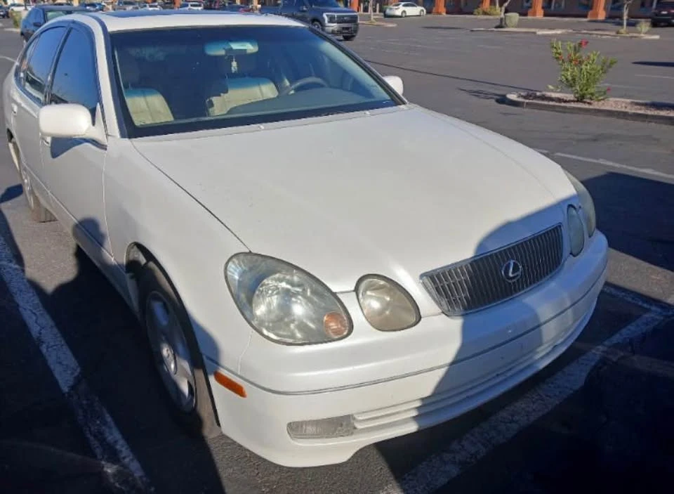 1999 Lexus GS 2nd Gen - Image 2 of 10