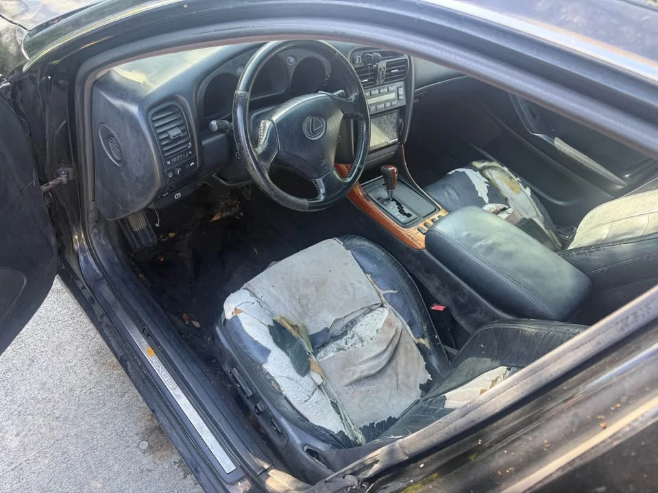 1999 Lexus GS 2nd Gen - Image 5 of 10