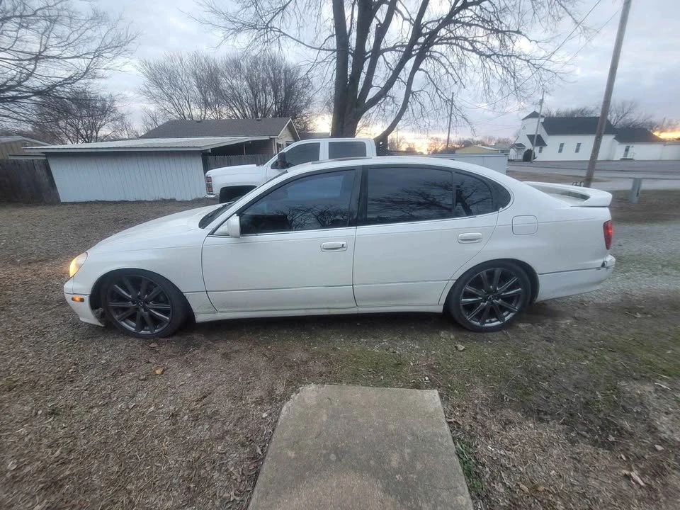 1999 Lexus GS 2nd Gen - Image 2 of 12