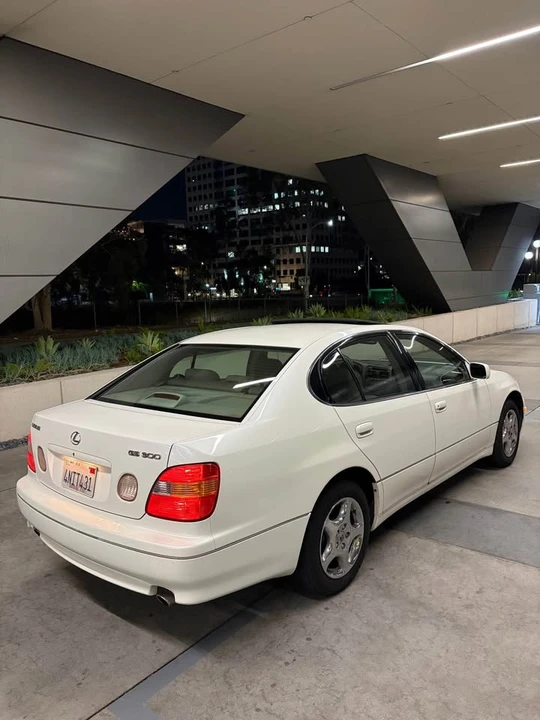 1999 Lexus - Image 6 of 14