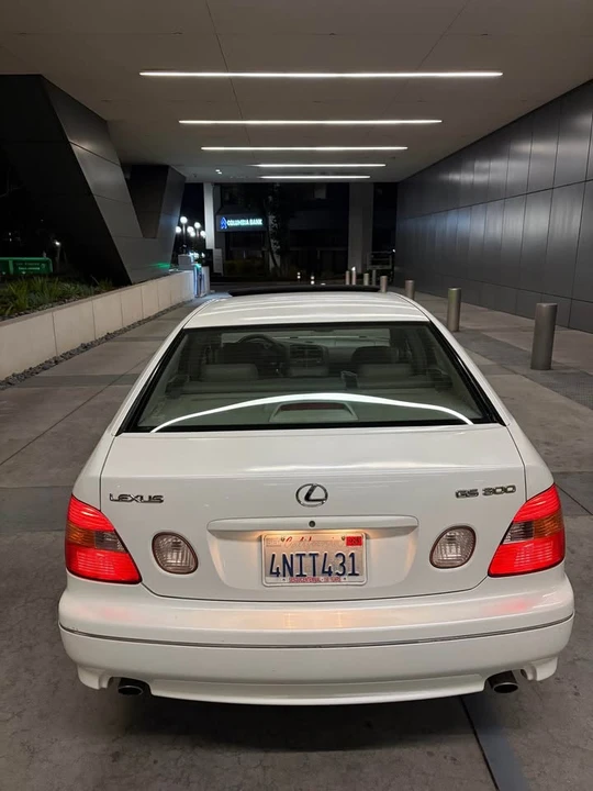 1999 Lexus - Image 5 of 14