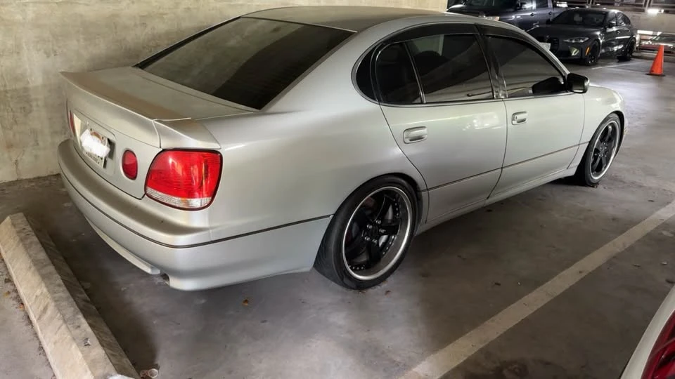 1999 Lexus GS 2nd Gen - Image 4 of 9
